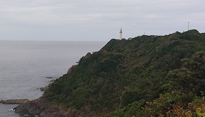 石見大崎鼻灯台