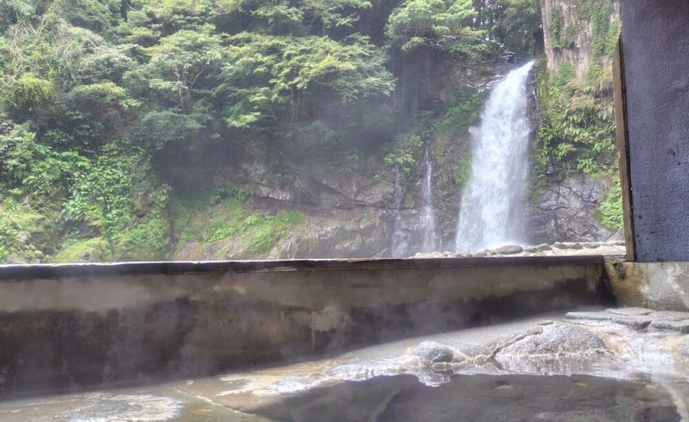 大滝温泉 天城荘