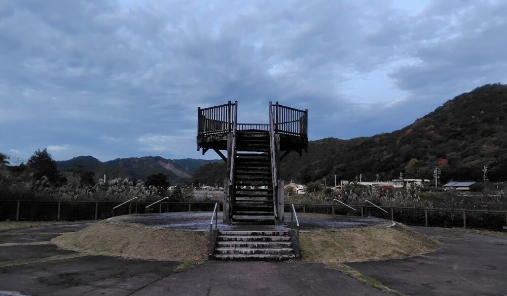 タブノキの杜広場