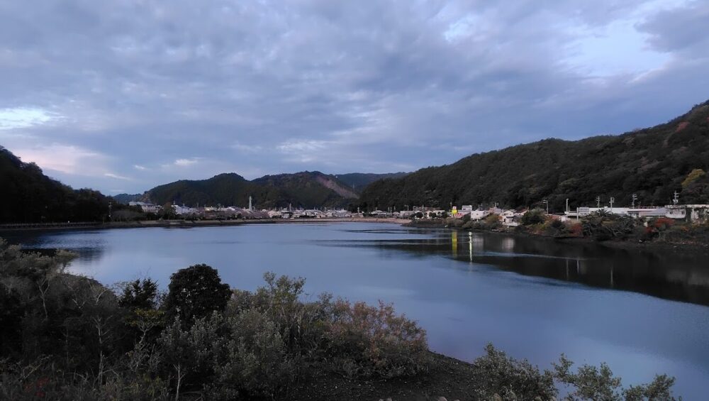 タブノキの杜広場