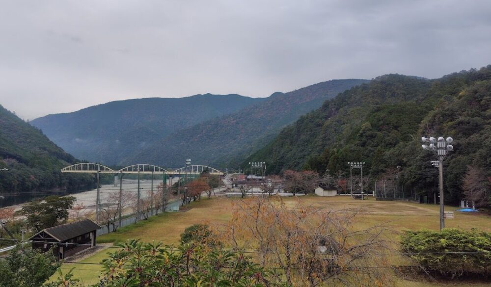 入鹿温泉 ホテル瀞流荘