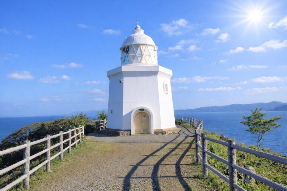 加工　伊王島灯台
