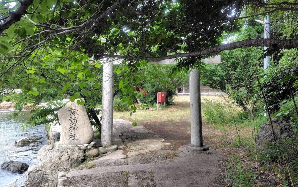 諏訪神社(雲津)