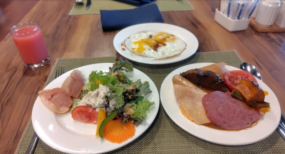 ターラス朝食