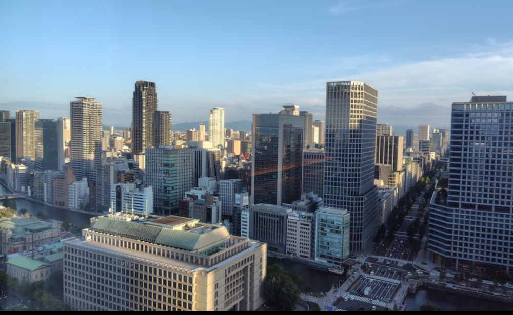 CANDEO HOTELS大阪ザ・タワー　部屋夕方