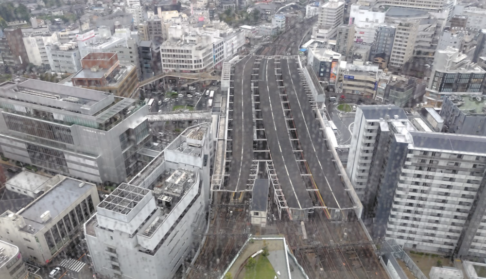 部屋　窓からの景色