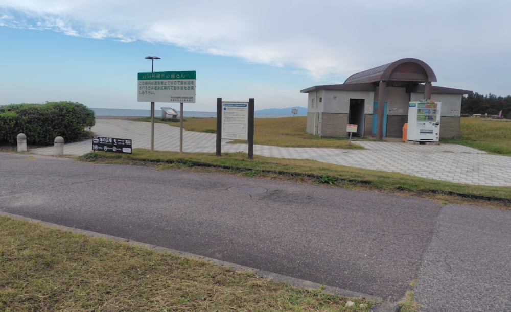 紫雲公園　海側駐車場