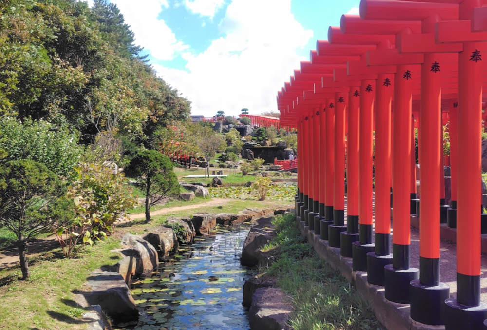 髙山稲荷神社　鳥居
